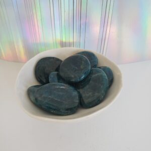 Energy Crystals Apaptite Flat Palm S (2)