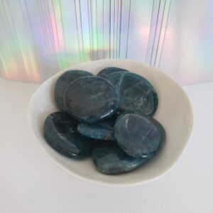 Energy Crystals Apaptite Flat Palm S (3)